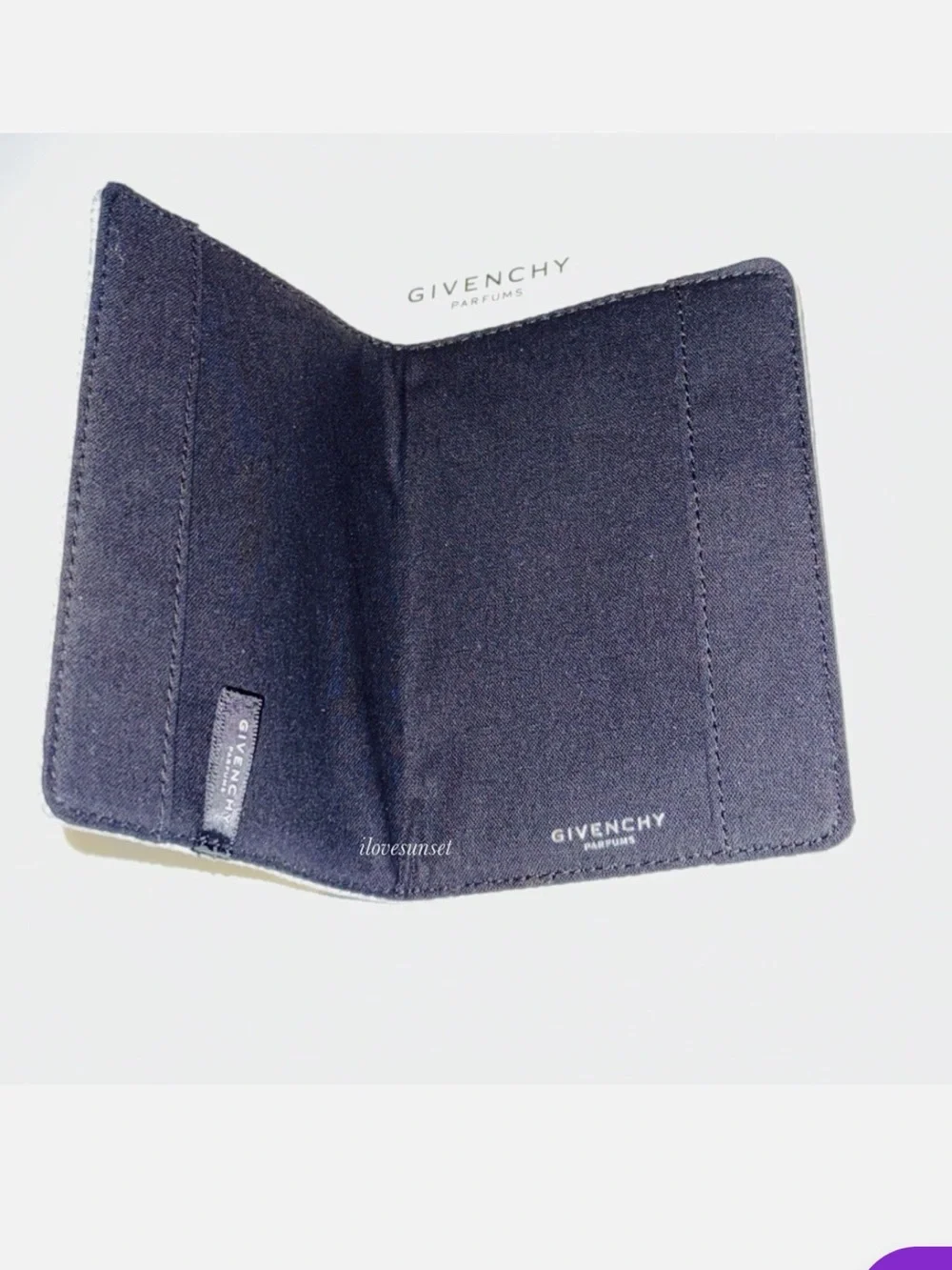 Unisex’s Men’s Women’s Passport Holder Monogram Patterns